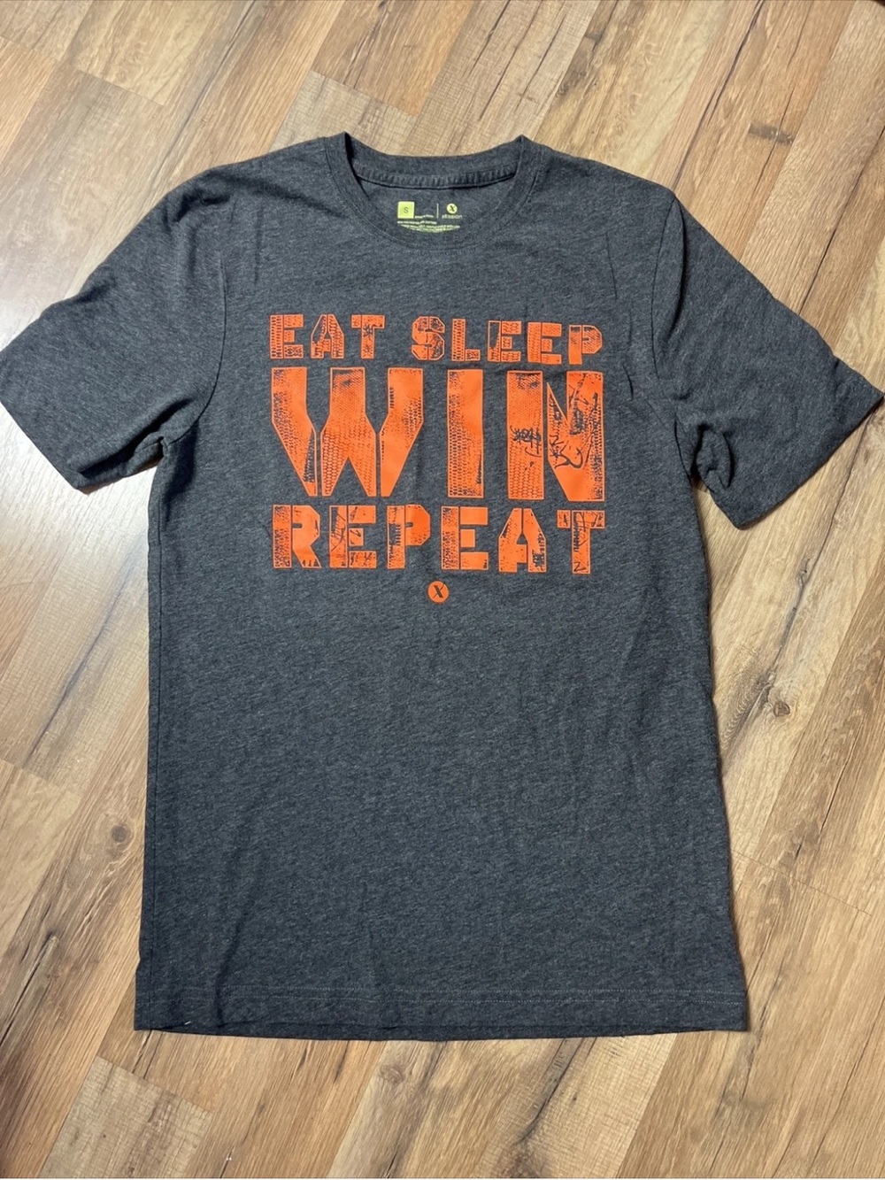 Xersion Charcoal Short-Sleeve Tee with Orange Graphic